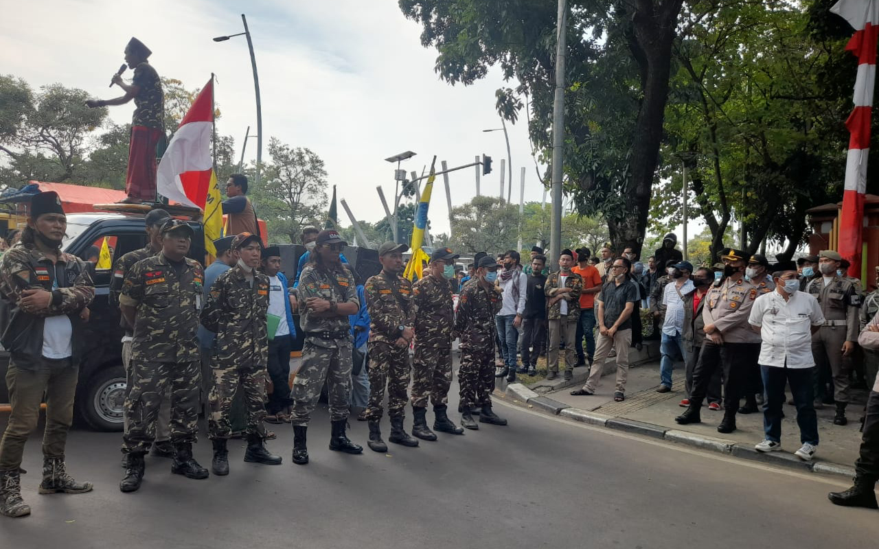 Anggaran Pesantren Nol, Giliran Pemkot Bekasi Digruduk