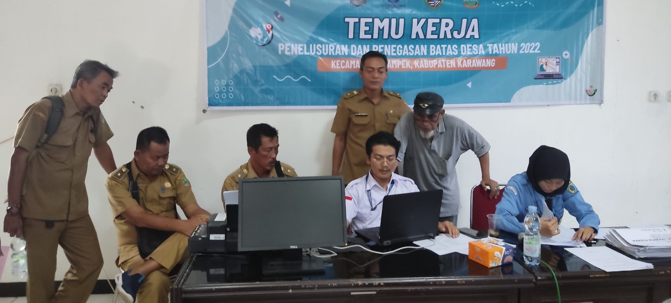 Kecamatan Cikampek Pertegas Batas Desa untuk Pembangunan Lebih Tepat dan Jelas