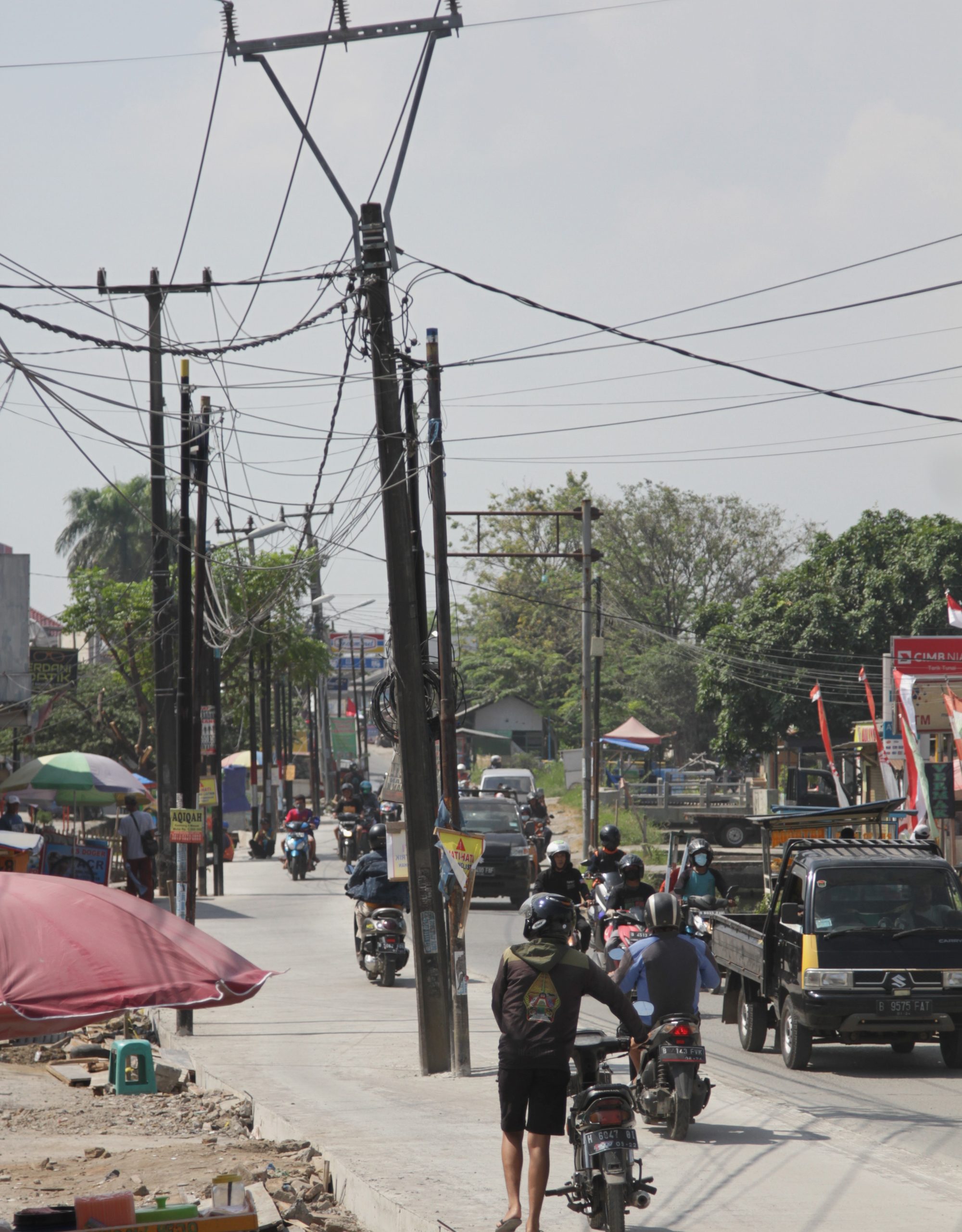 Kontraktor Daftar Hitam Tangani Proyek Jalan Viral Tegal Danas, Dinas SDABMBK Dinilai Sembrono Menangkan PT Du