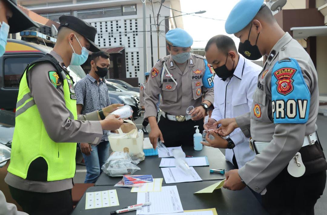 Kasat Narkoba Terjerat Narkotika, Polres Karawang Tes Urine Semua Personel