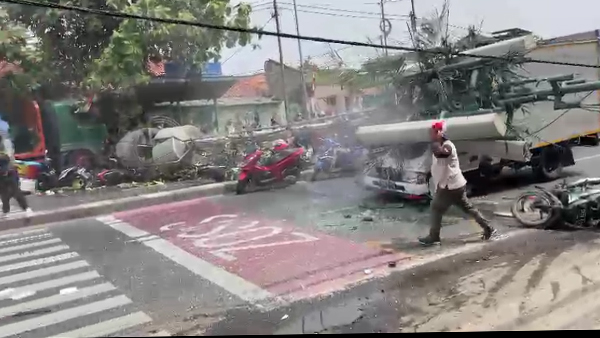 Sejumlah Murid SD Tewas Ditabrak Truk dan Jadi Korban Tewas Kecelakaan Maut di Bekasi