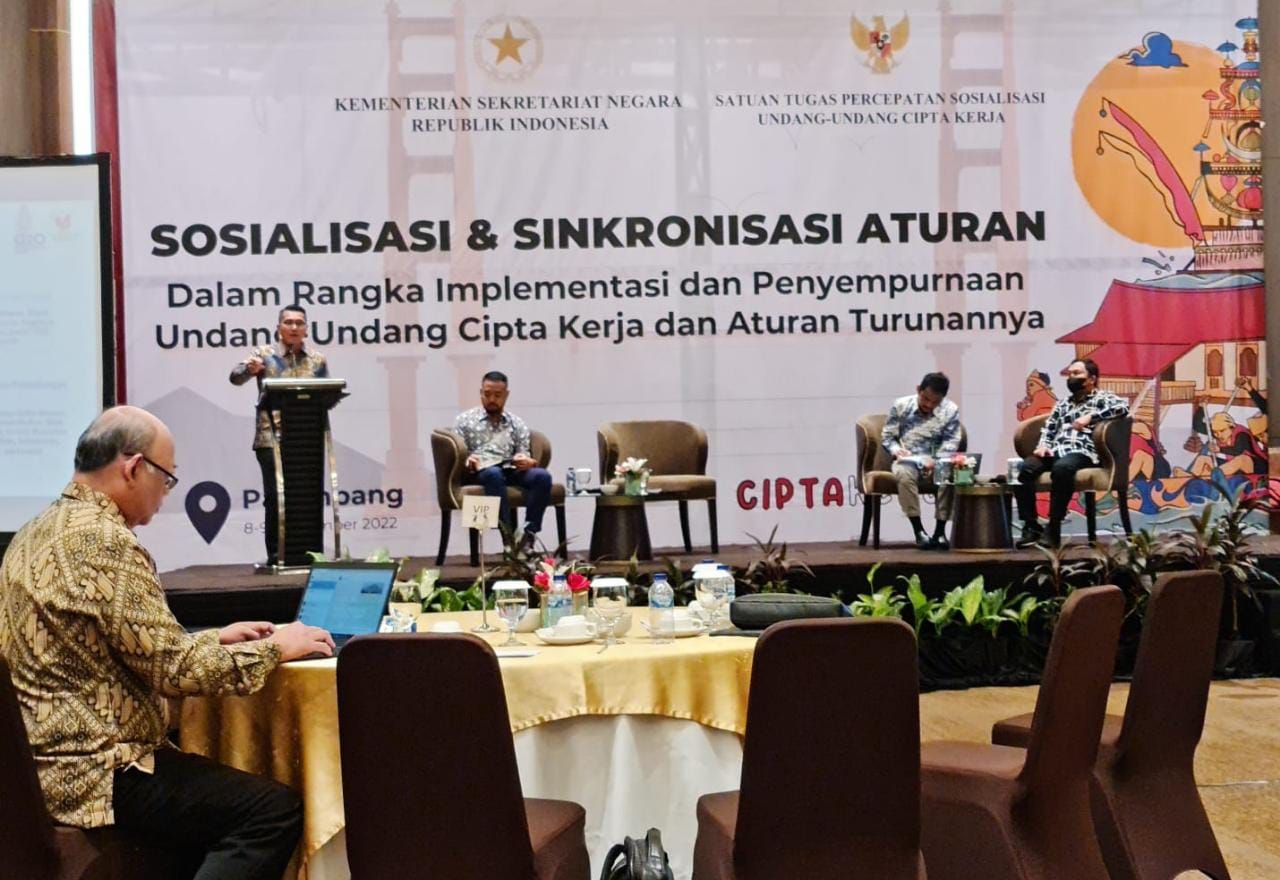 Pemerintah Percepat Sosialisasi UU Cipta Kerja Untuk Perkuat Posisi KUMKM