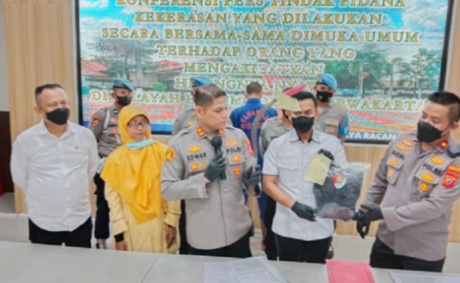 Polisi Purwakarta Ringkus Pelaku Pembacokan Hingga Tewas di Pasuruan