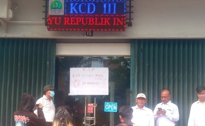 Kantor KCD 3 Bekasi Disegel, GMNI Pertanyakan Soal Bantuan Tablet dari BOS Afirmasi dan Kinerja