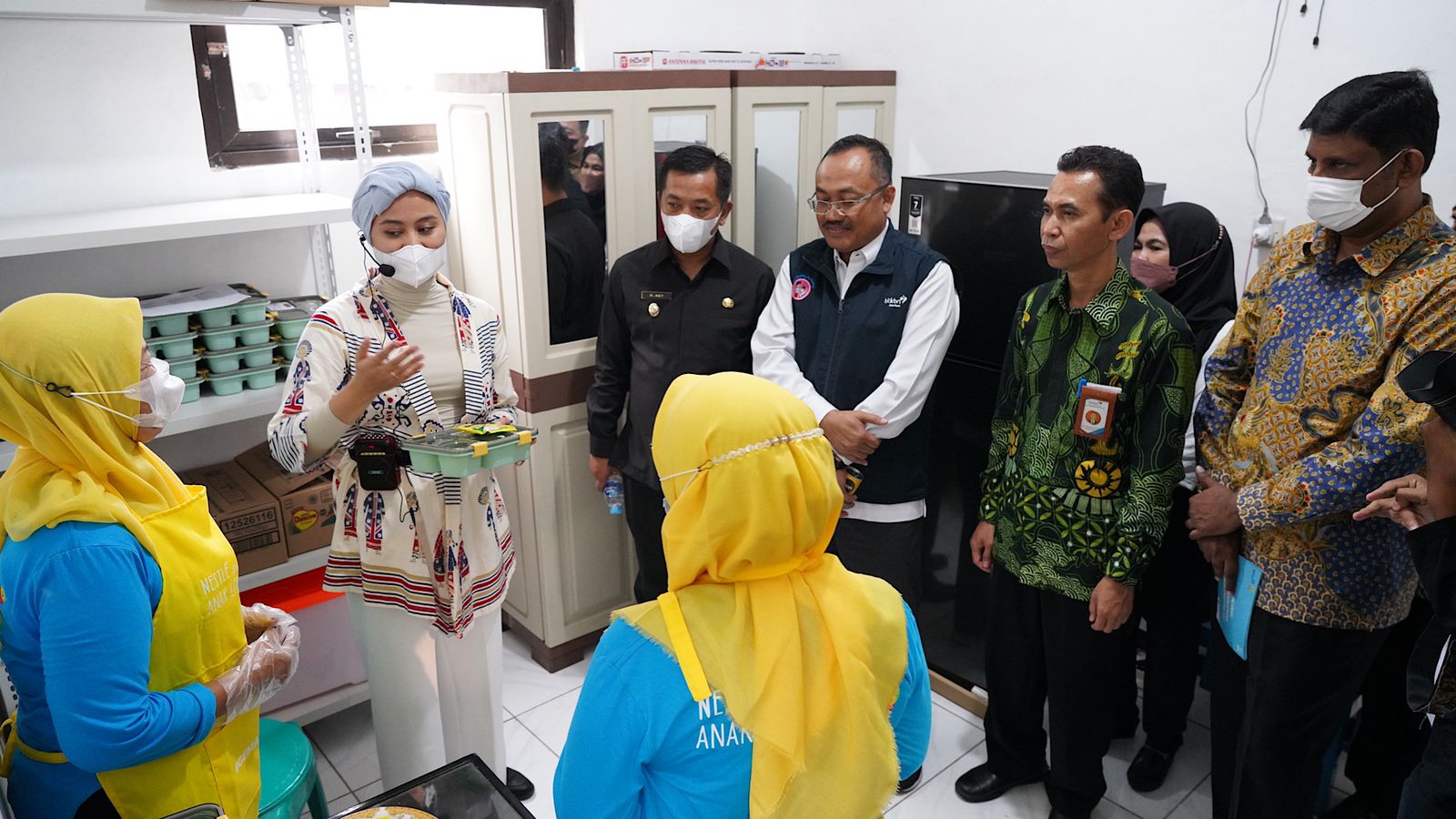 NestlÃ© Indonesia- BKKBN Dirikan Dapur Sehat Atasi Stunting di Gintung Kerta Klari